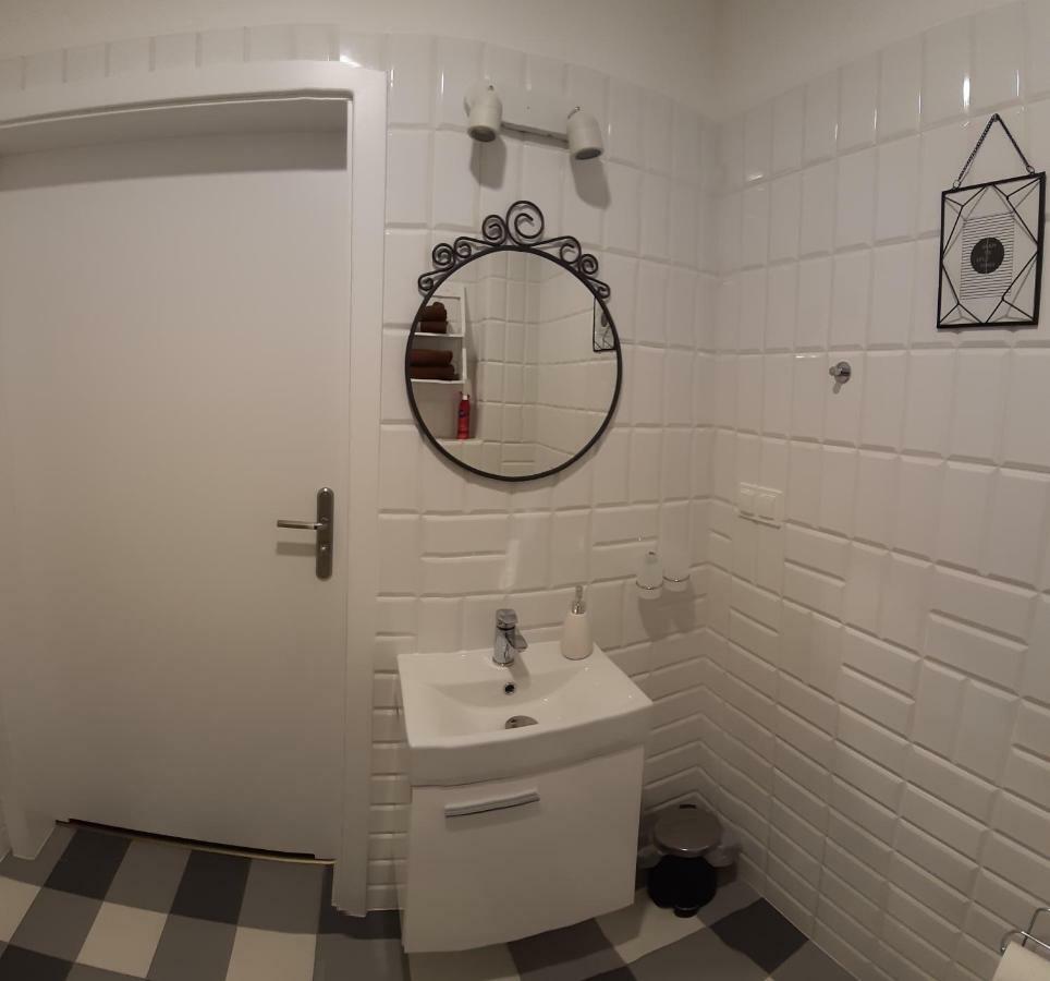 Apartament Nad Starą Odrą Wroclaw Bagian luar foto